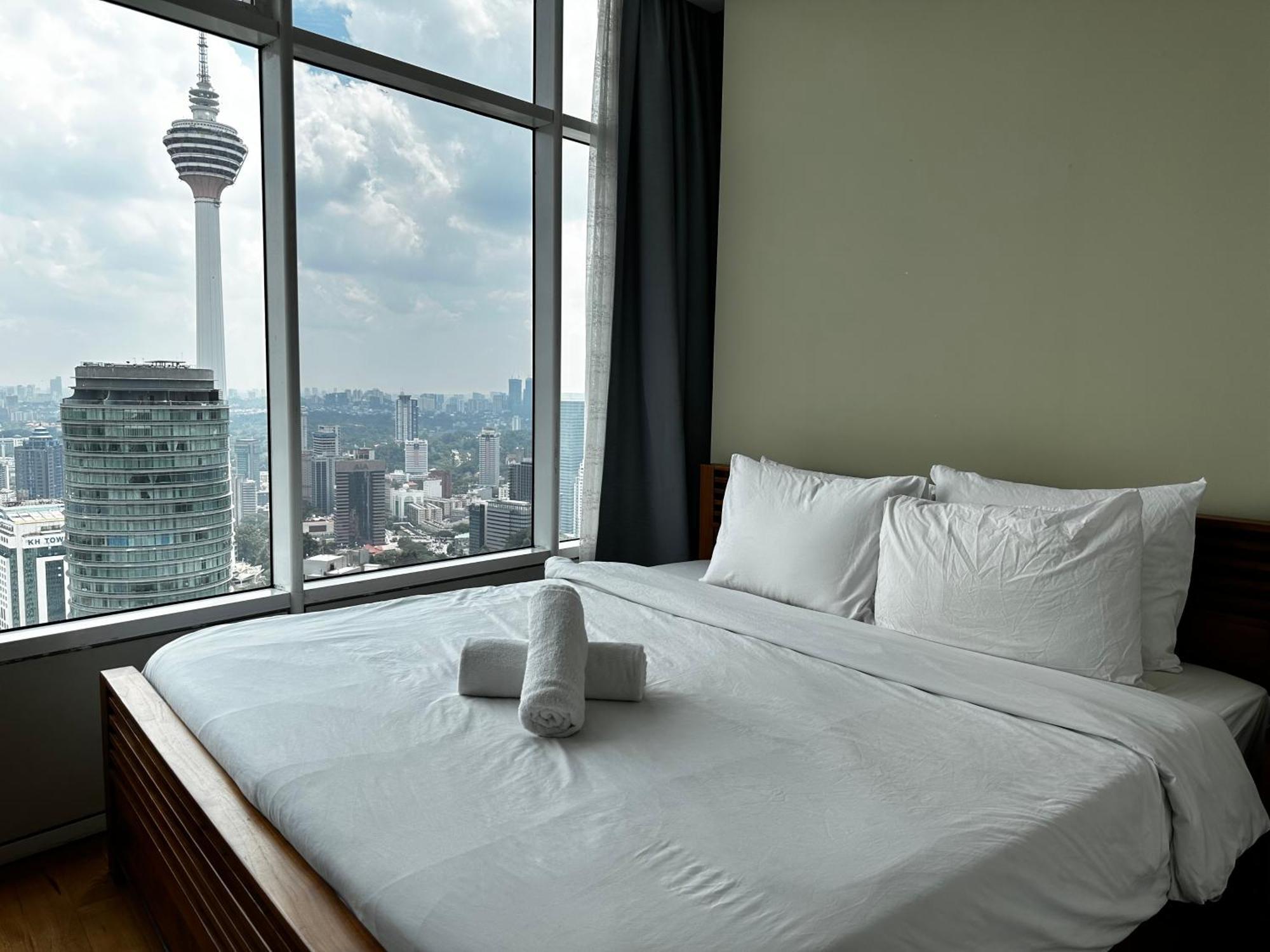 Apartemen Sky Klcc By Arman *